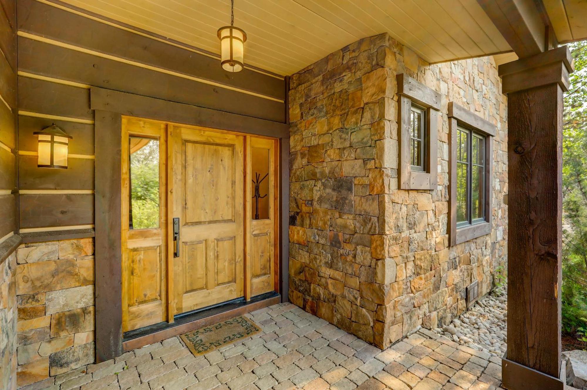 Red Tail On The River By Casago Mccall - Donerightmanagement McCall Exterior foto